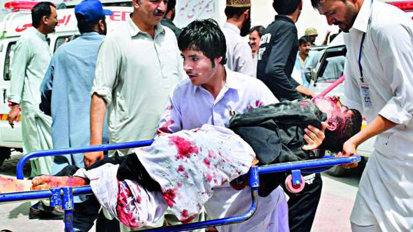 عمليان نقل ضحايا فى باكستان