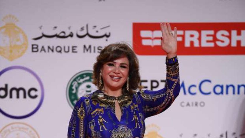 إلهام شاهين ومحمود حميدة يشاركان في جلسة ترميم أرشيفات الفنانين غدا – فن