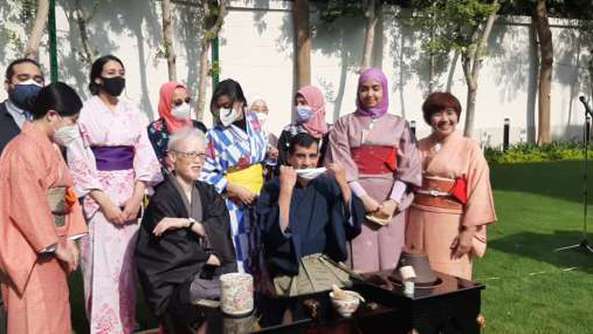 صورة صور.. حفل شاي ياباني تحت سفح الهرم – مصر