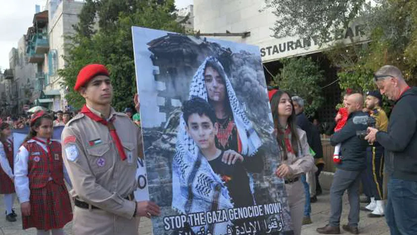 «نريد حياة لا موت».. كيف احتفل الفلسطينيون بعيد الميلاد؟ – أخبار مصر