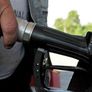 رفع سعر البنزين في الإمارات - صورة تعبيرية
