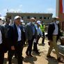 رئيس الوزراء يتفقد مشروعات «حياة كريمة» في قرية نهطاي بزفتى